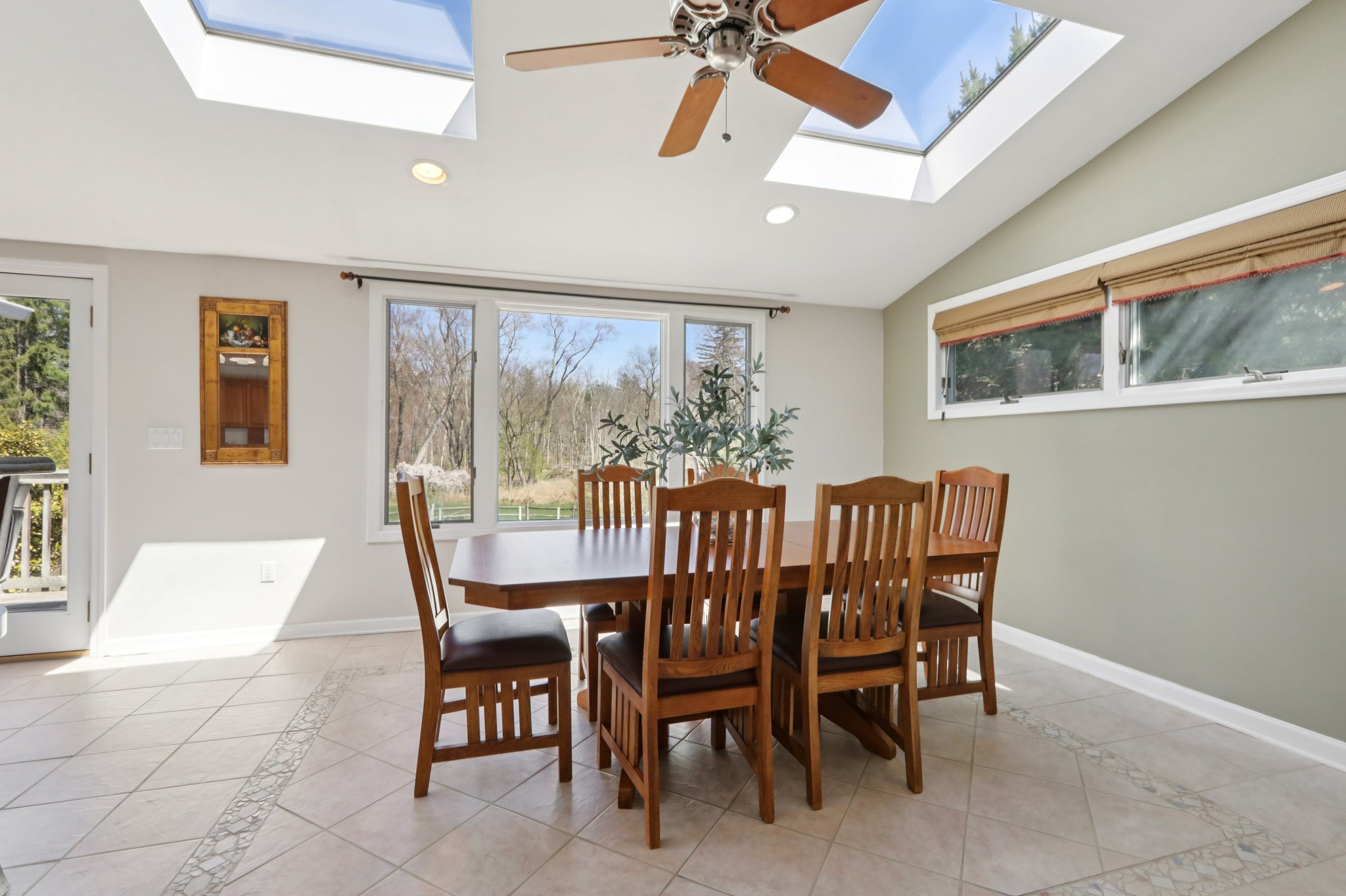 W Saddle River Rd-S0904-019.jpg