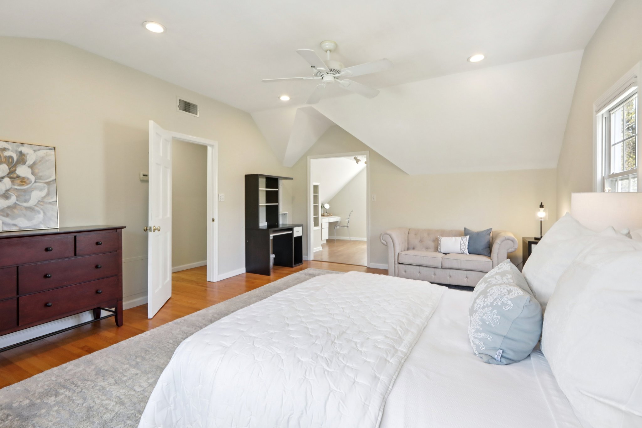 W Saddle River Rd-S0904-044.jpg