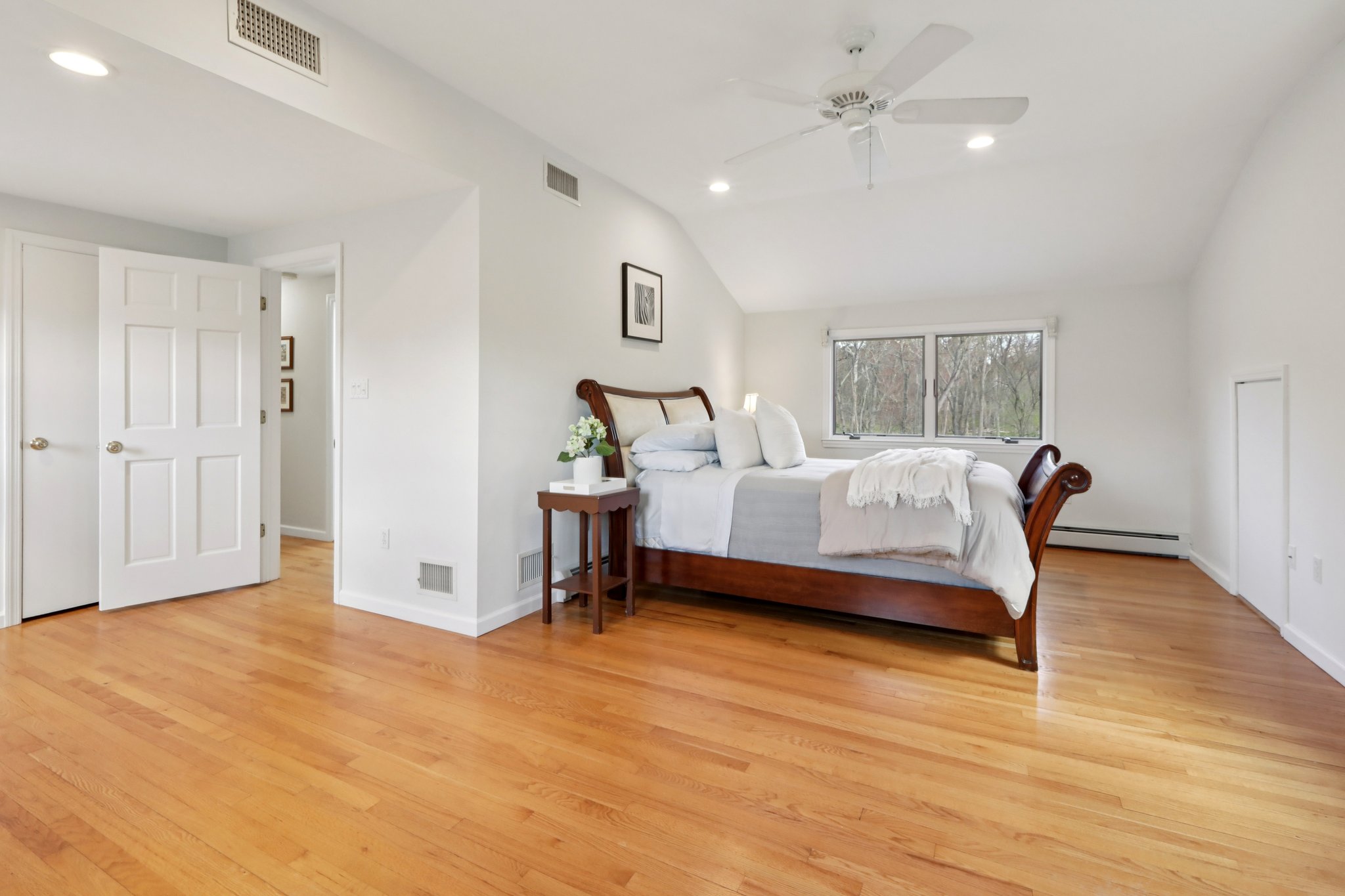 W Saddle River Rd-S0904-053.jpg