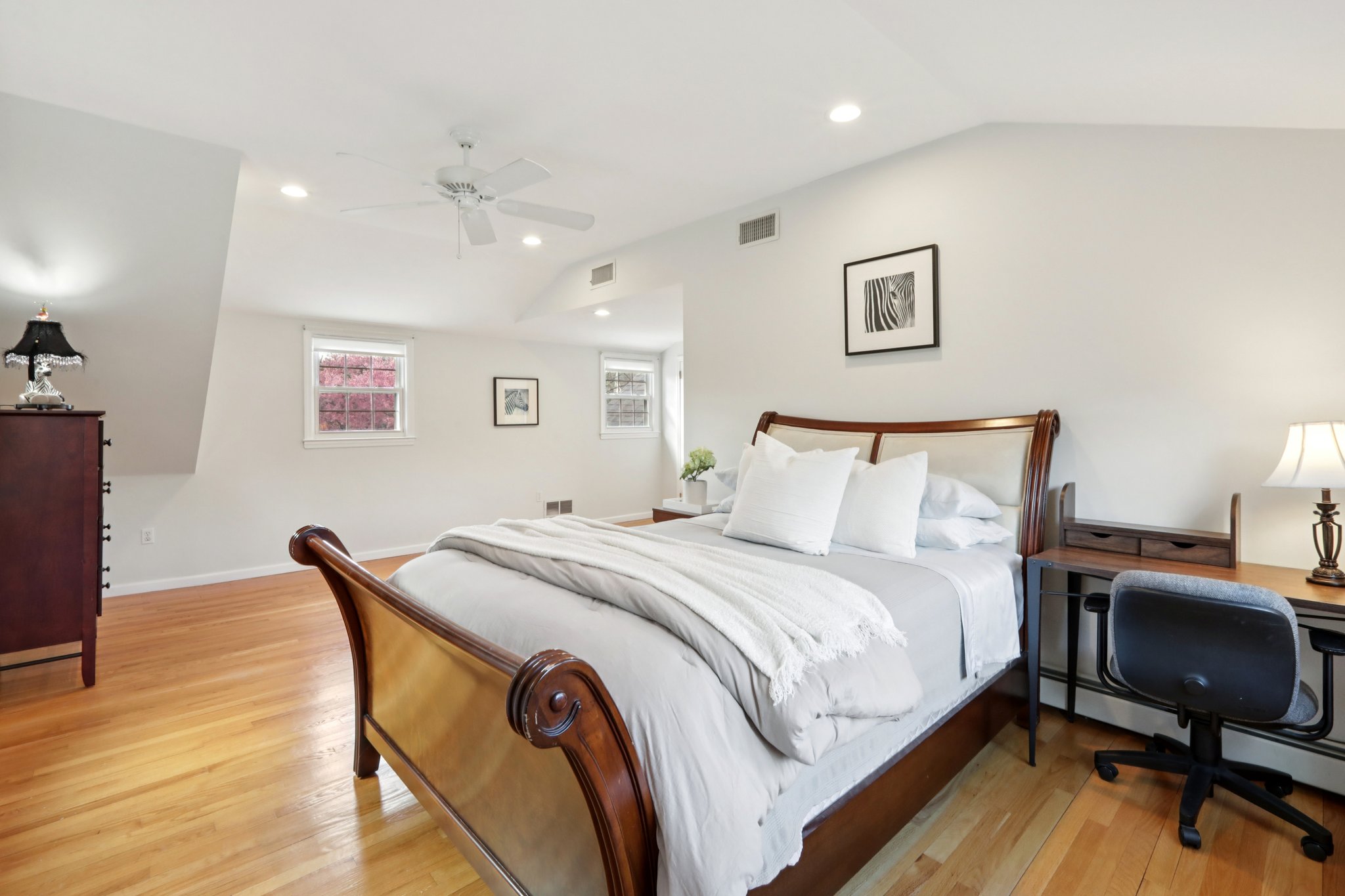 W Saddle River Rd-S0904-055.jpg