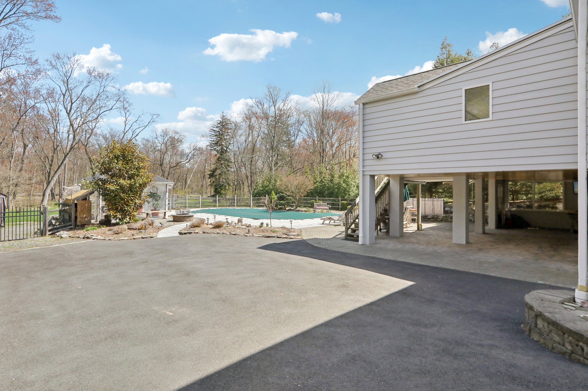 W Saddle River Rd-S0904-069.jpg