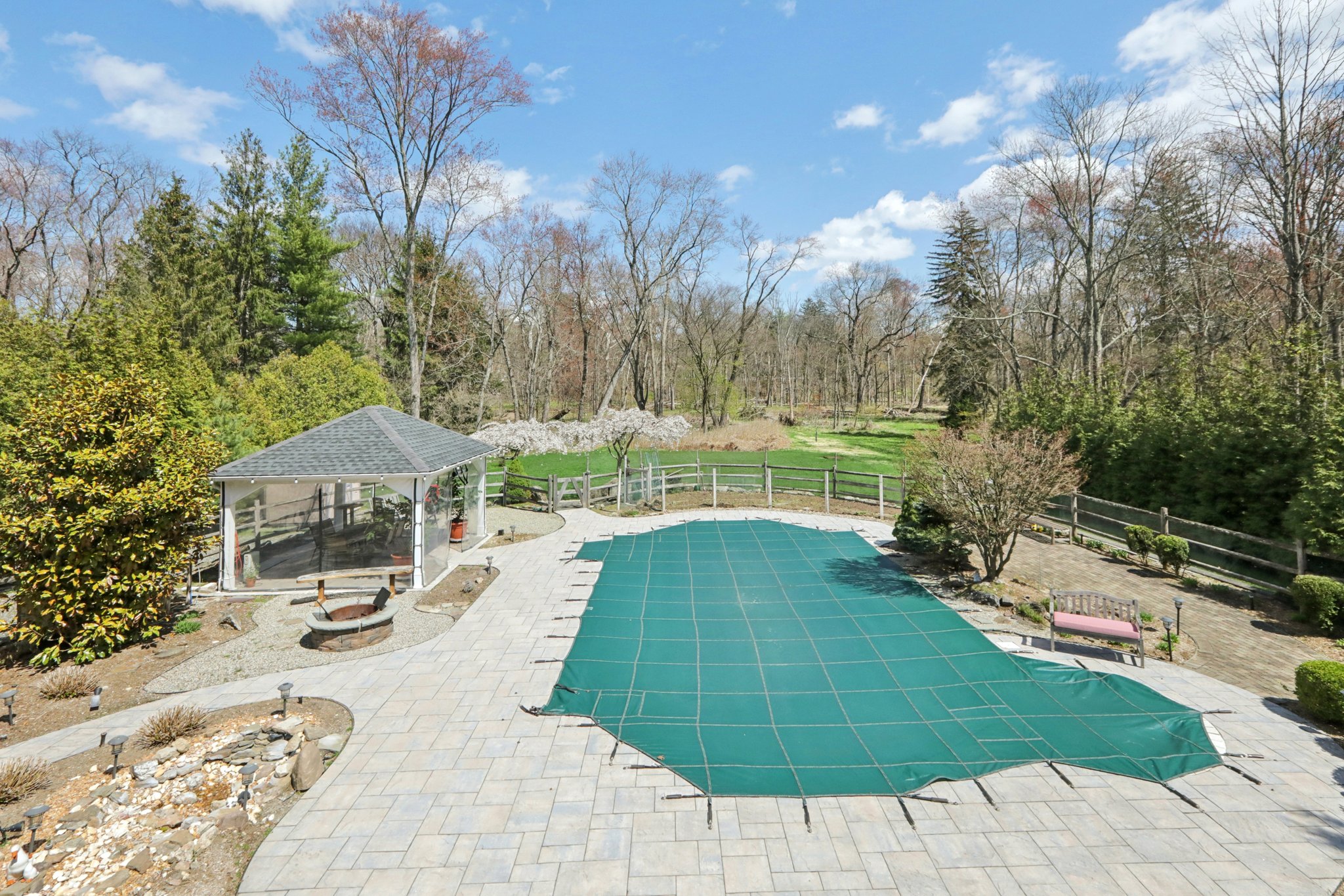 W Saddle River Rd-S0904-096.jpg