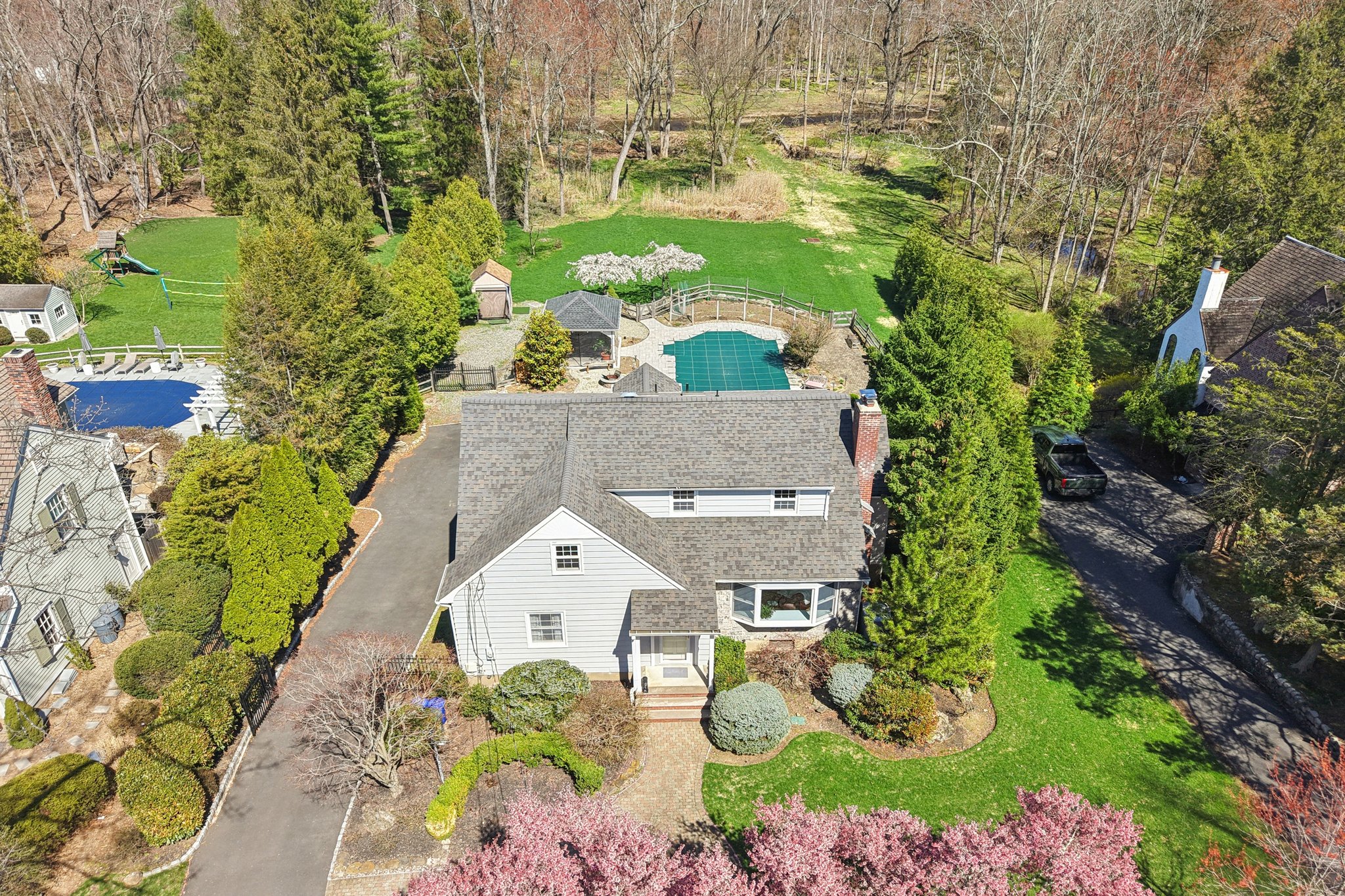 W Saddle River Rd-S0904-099.jpg