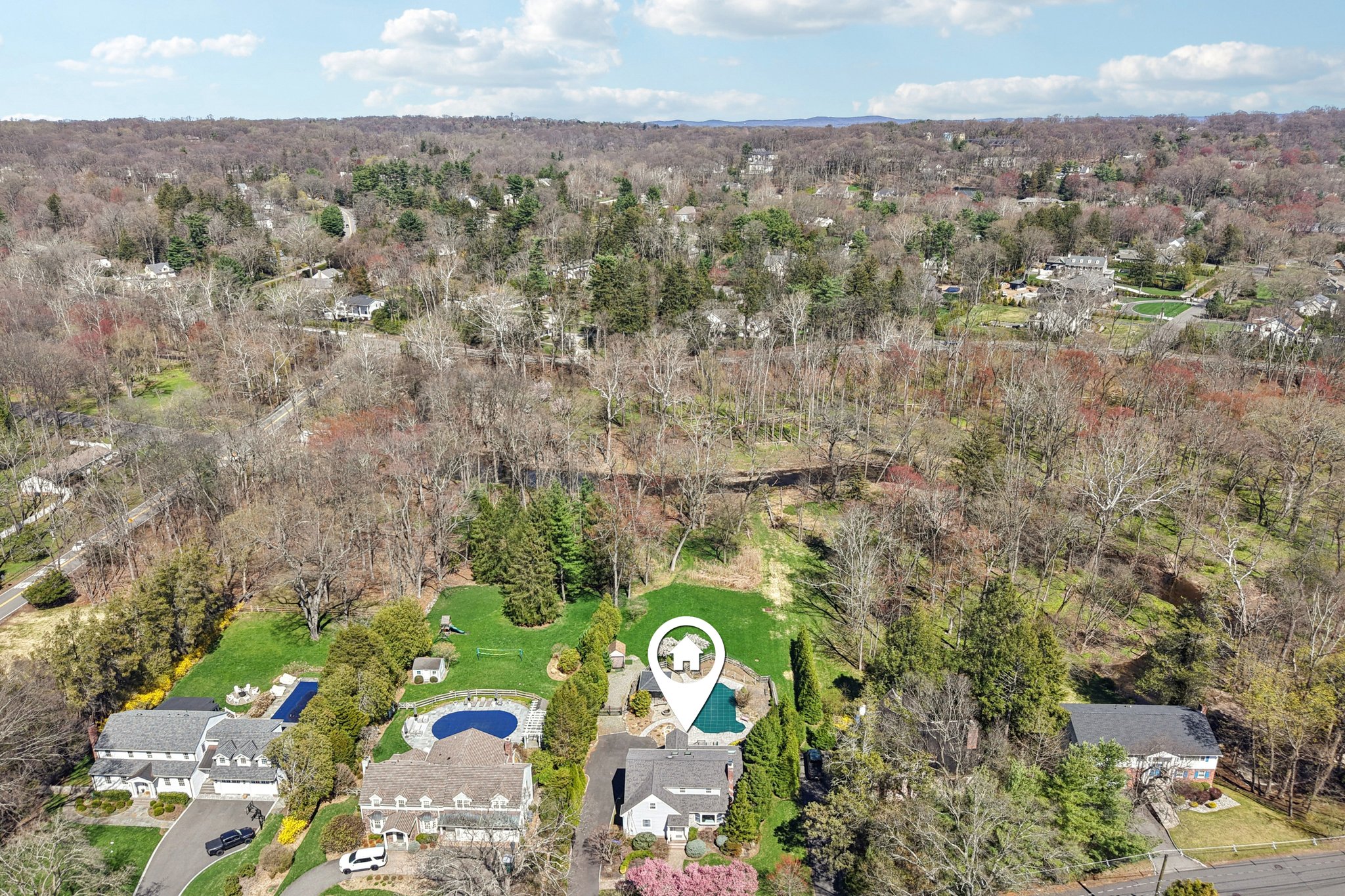 W Saddle River Rd-S0904-104.jpg