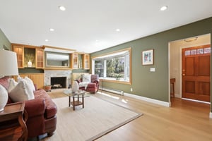 W Saddle River Rd-S0904-012.jpg