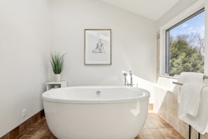 W Saddle River Rd-S0904-049.jpg