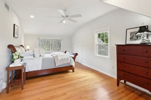 W Saddle River Rd-S0904-052.jpg