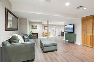 W Saddle River Rd-S0904-060.jpg