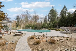 W Saddle River Rd-S0904-077.jpg