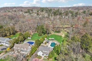 W Saddle River Rd-S0904-101.jpg