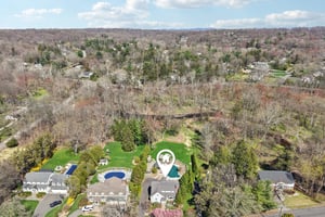 W Saddle River Rd-S0904-104.jpg