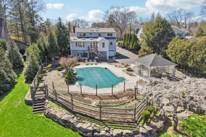 W Saddle River Rd-S0904-113.jpg