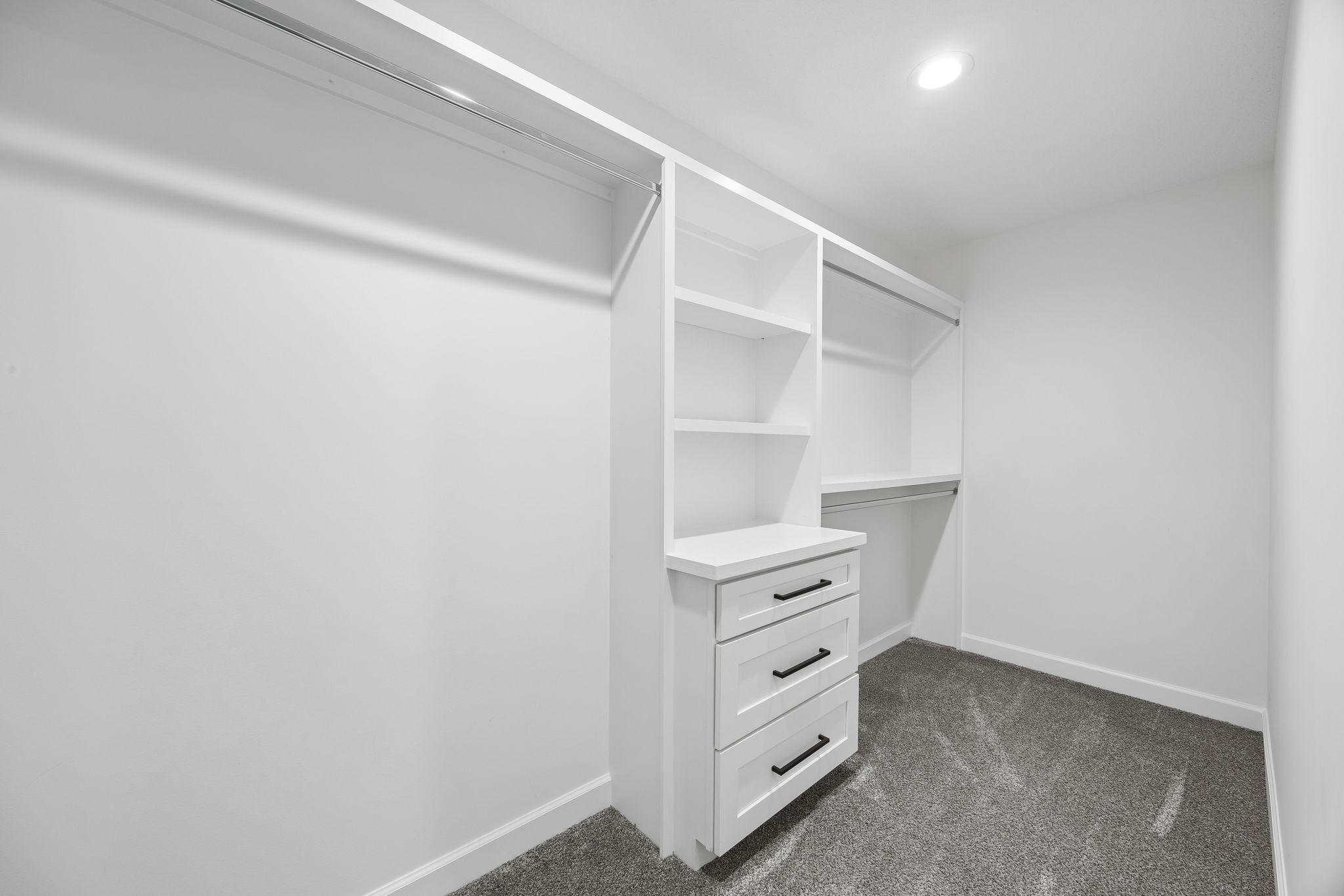 Primary Bedroom Closet
