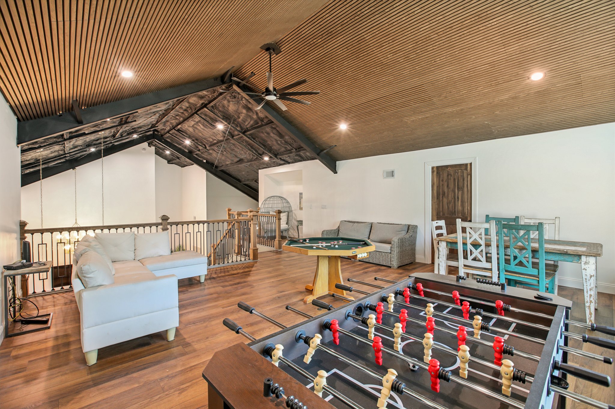 N Fairport Ave-S1710-013.jpg