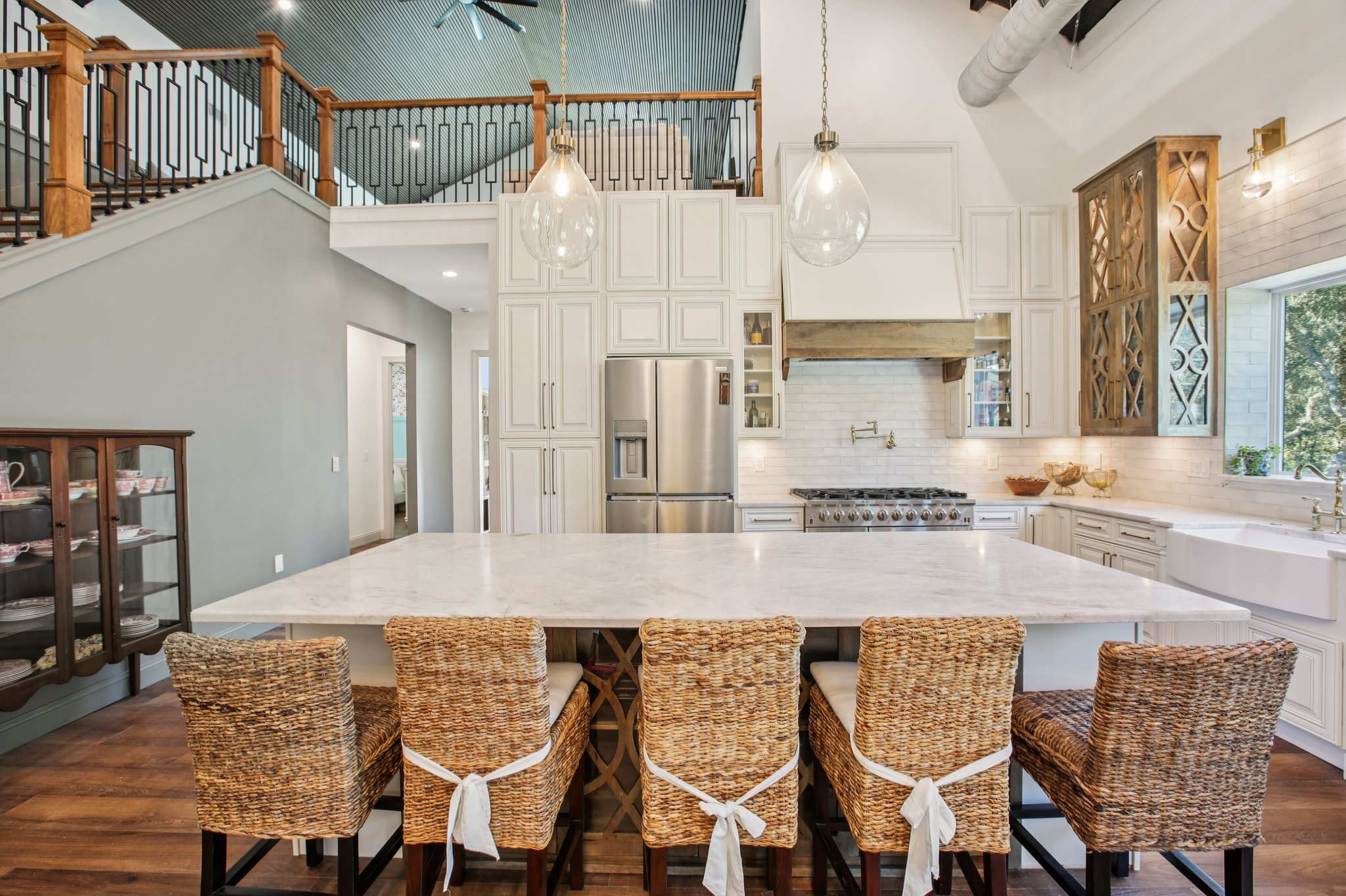 N Fairport Ave-S1710-014.jpg