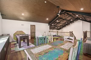 N Fairport Ave-S1710-011.jpg