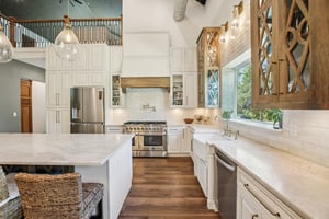 N Fairport Ave-S1710-015.jpg