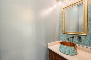 N Fairport Ave-S1710-025.jpg