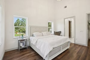 N Fairport Ave-S1710-028.jpg