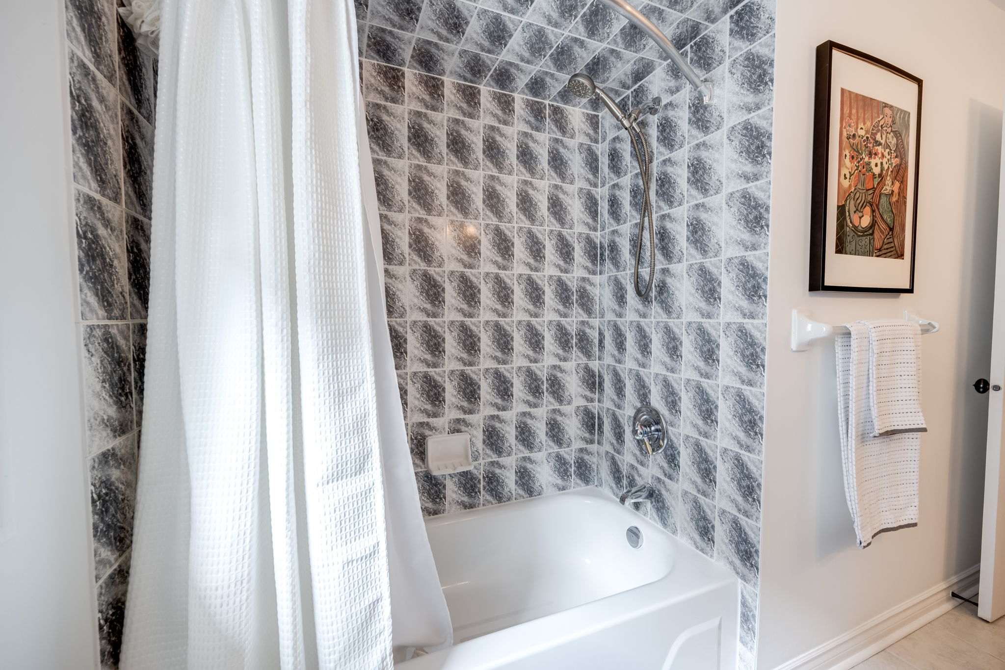Newmarket property showcase — delivered property photograph 36