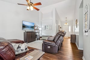Kingston Cir-011.jpg