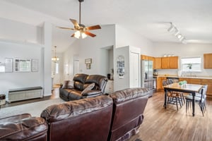 Kingston Cir-012.jpg