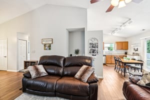Kingston Cir-013.jpg