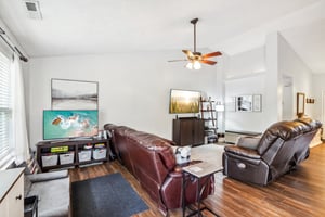 Kingston Cir-014.jpg