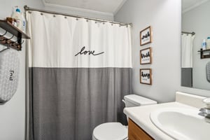 Kingston Cir-027.jpg