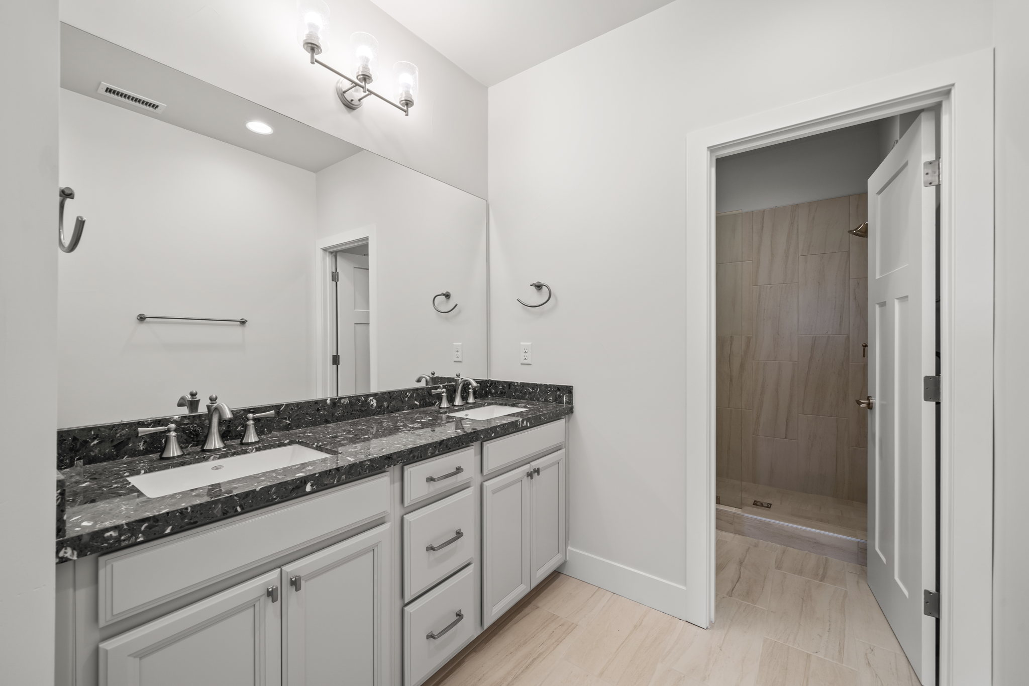 7770 Town Square Way, Reno, NV 89523, USA Photo 27