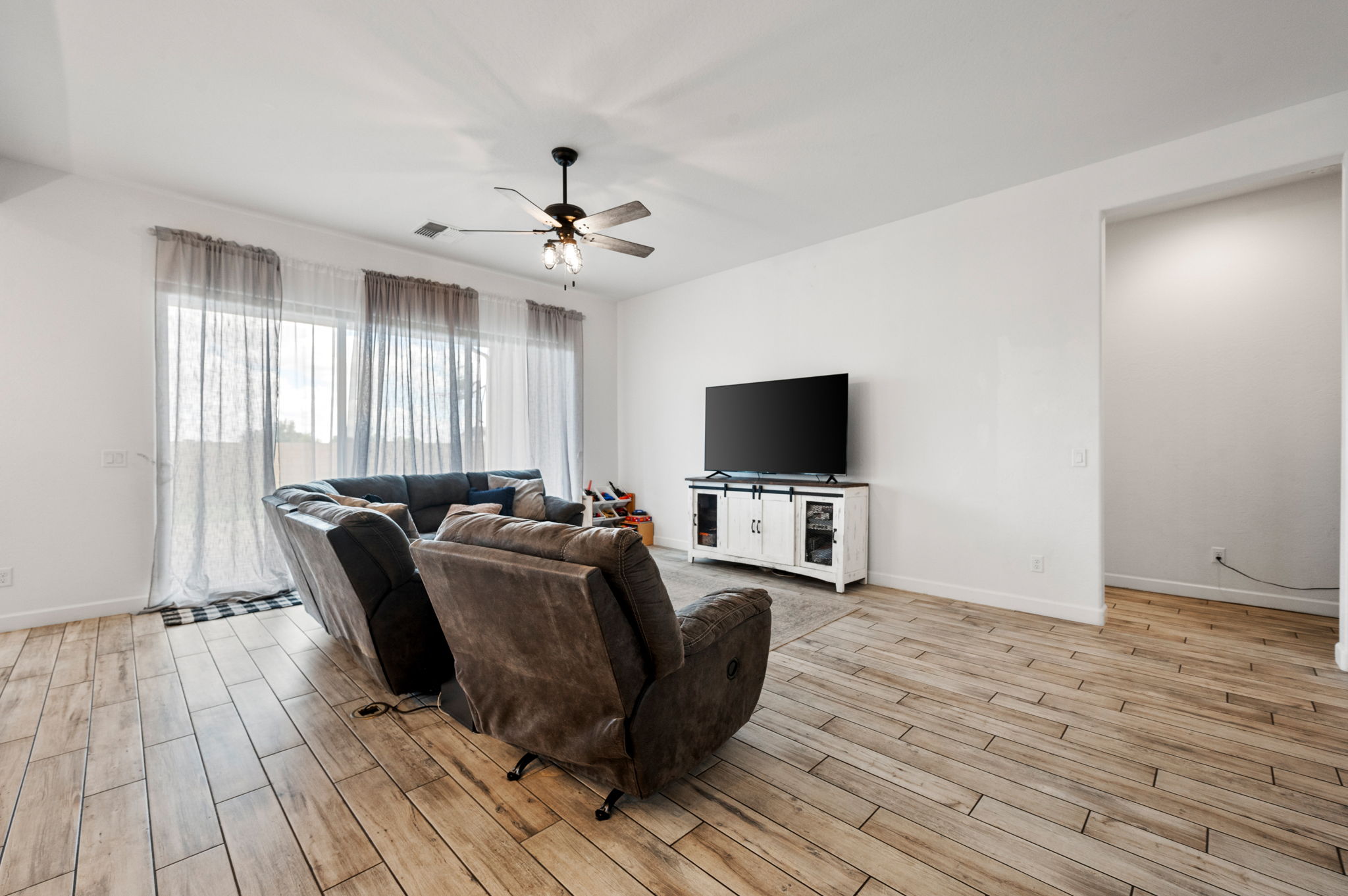 Living Room_2