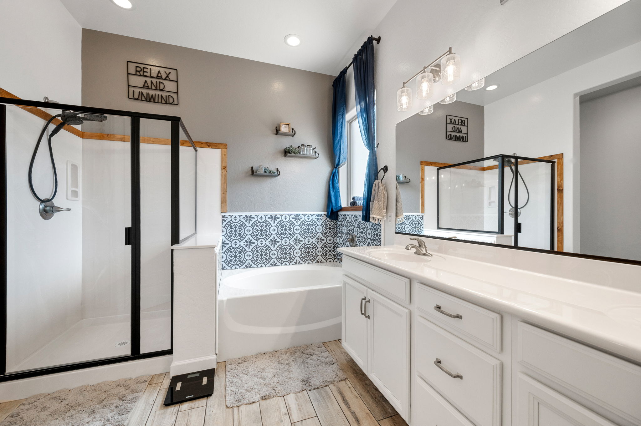 Primary Bathroom_1