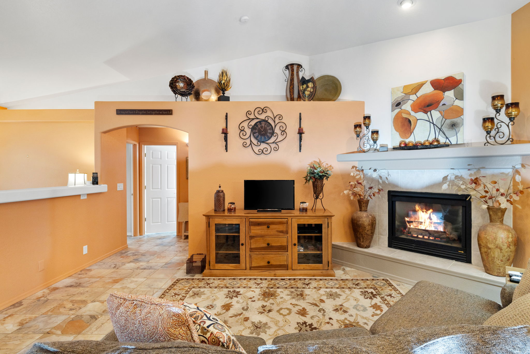 Living Room (3)