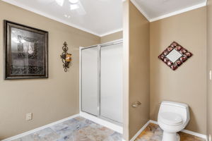 Primary Bathroom (2)