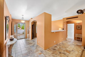 Foyer (2)