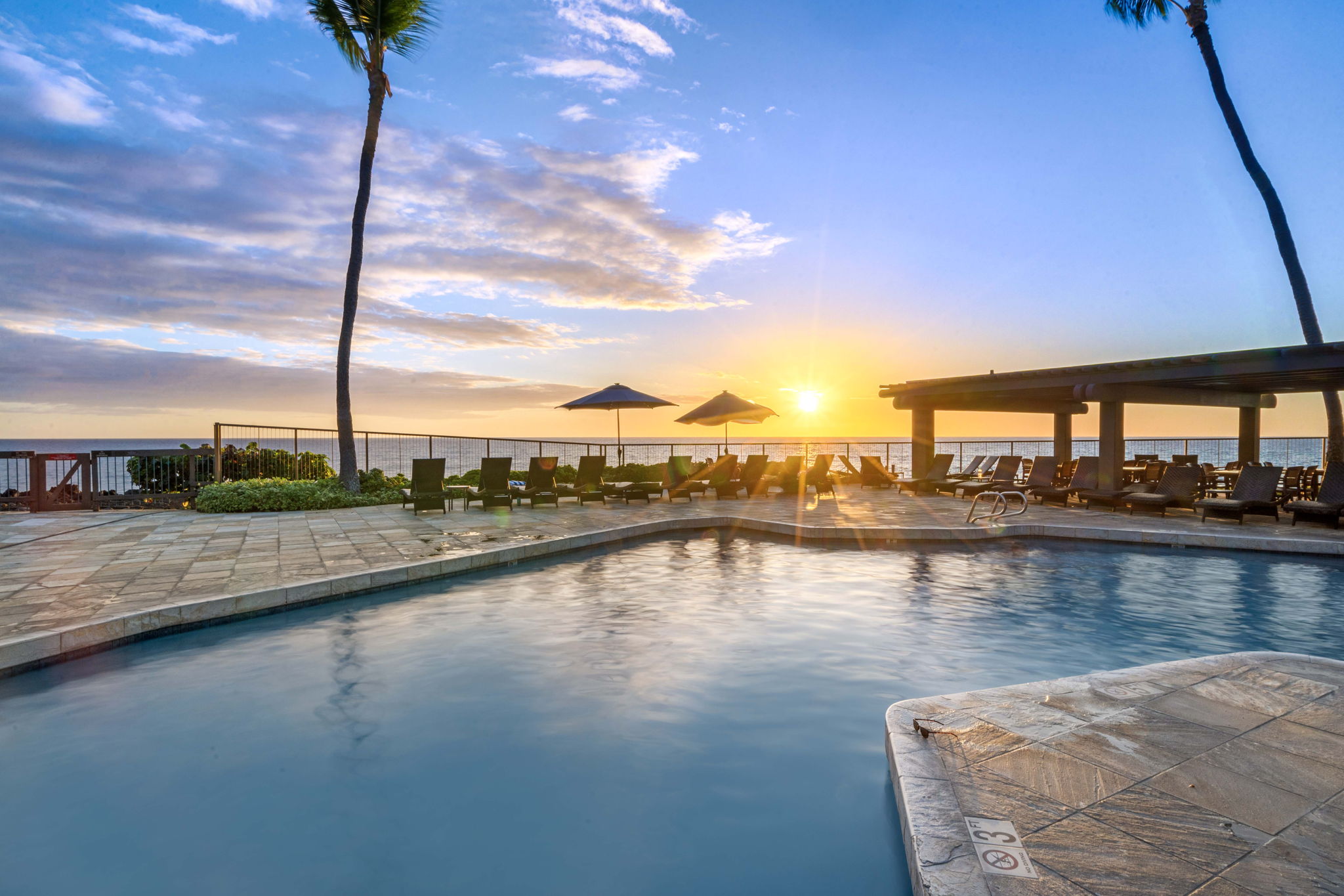 K Sunset Oceanfront Pool a