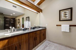 K Bathroom 1a