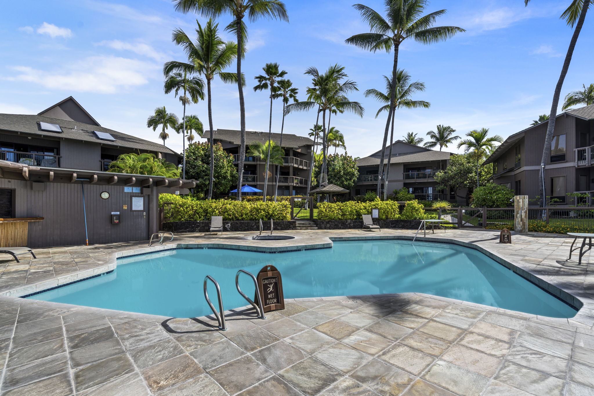 Oceanfront Pool c