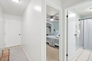  Photo 40