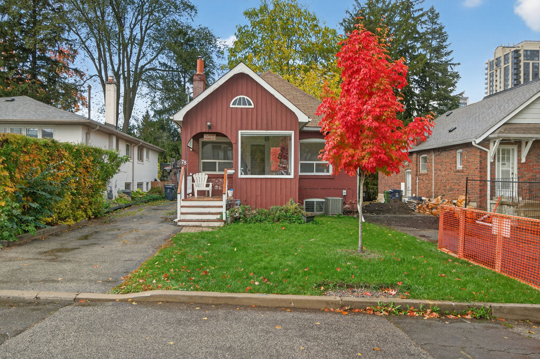 78 Burndale Ave Toronto, ON M2N 1S7