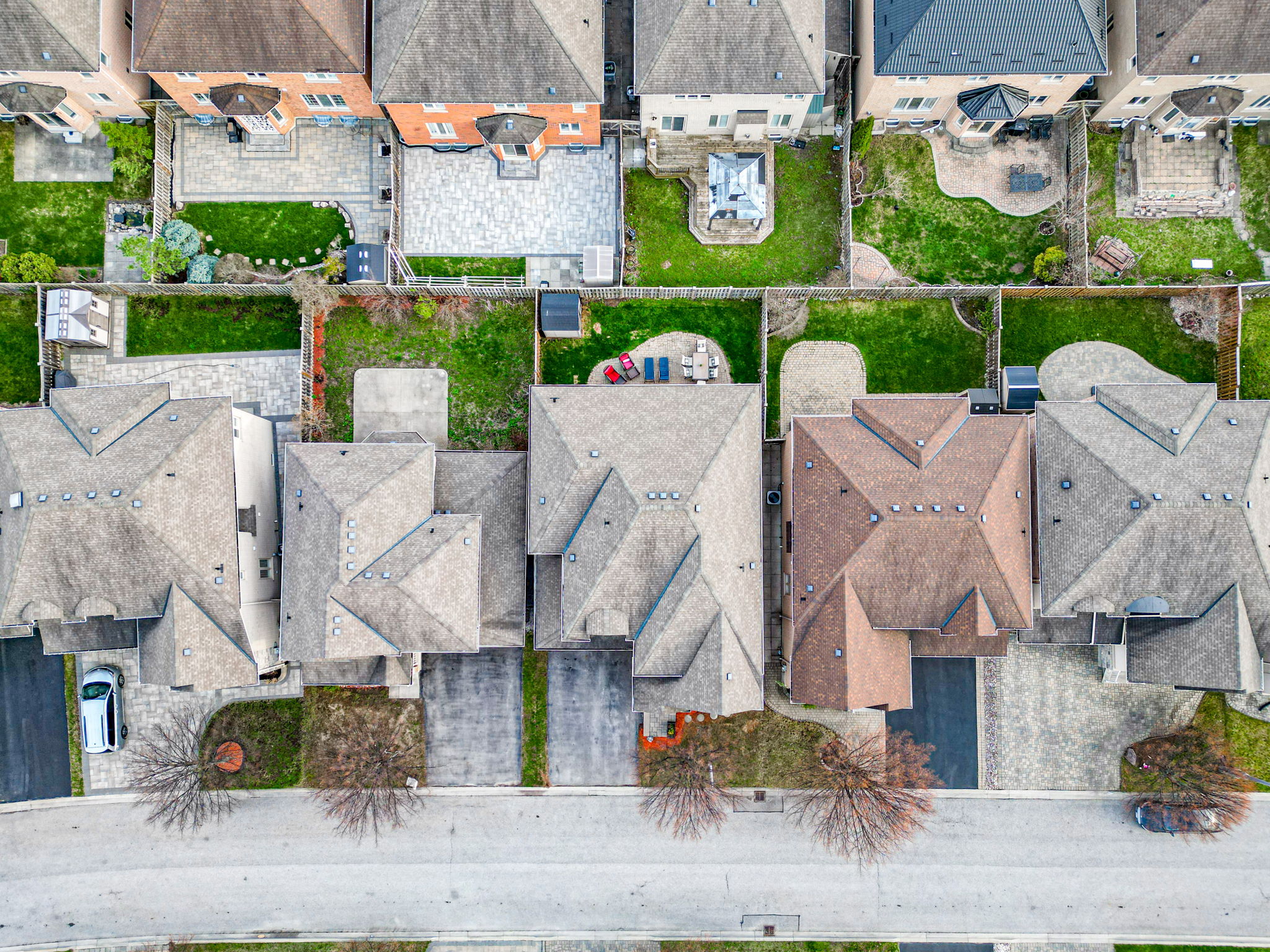 78 Castleview Crescent Markham, ON L6C 3C4