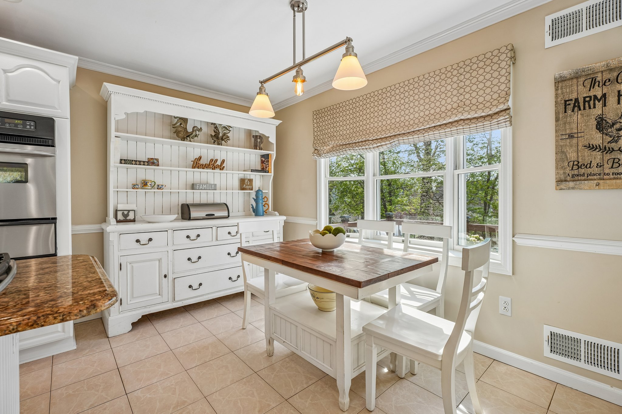 A sweet spot for morning rituals - coffee brewing, sunlight streaming, and just enough space to start the day!