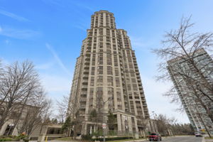 78 Harrison Garden Blvd Unit 2407, Toronto ON — real estate photography by Amazing Photo Video