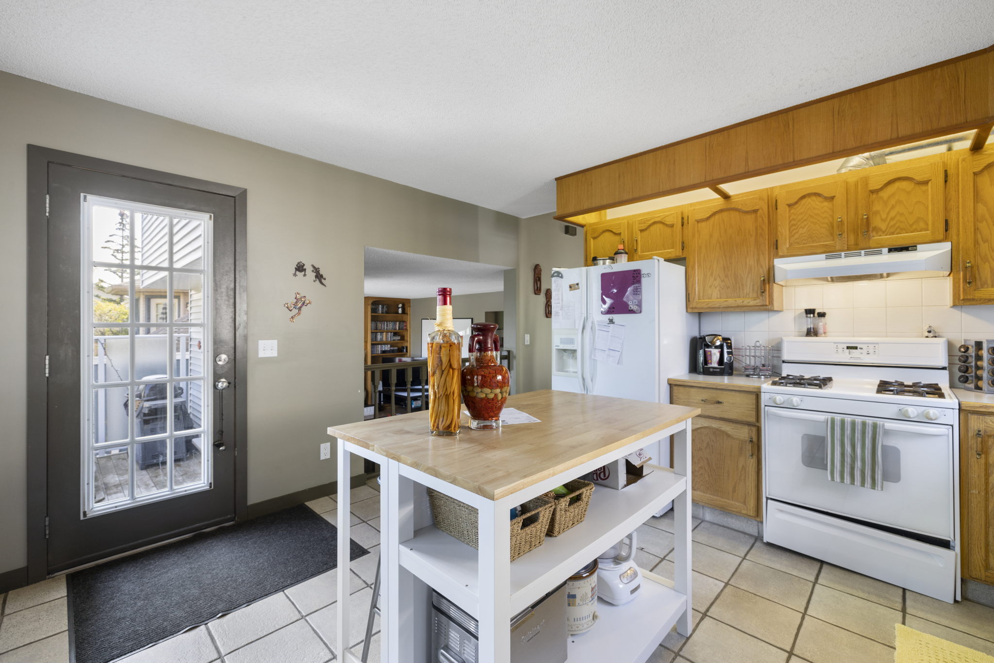 78 Sanderling Rd NW, Calgary, AB T3K 3S4, Canada Photo 16