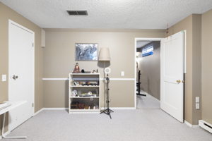 78 Sanderling Rd NW, Calgary, AB T3K 3S4, Canada Photo 42