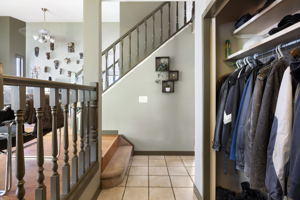 78 Sanderling Rd NW, Calgary, AB T3K 3S4, Canada Photo 4