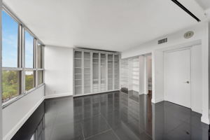 2015 NE 17th Ct, Fort Lauderdale, FL 33305, US Photo 9