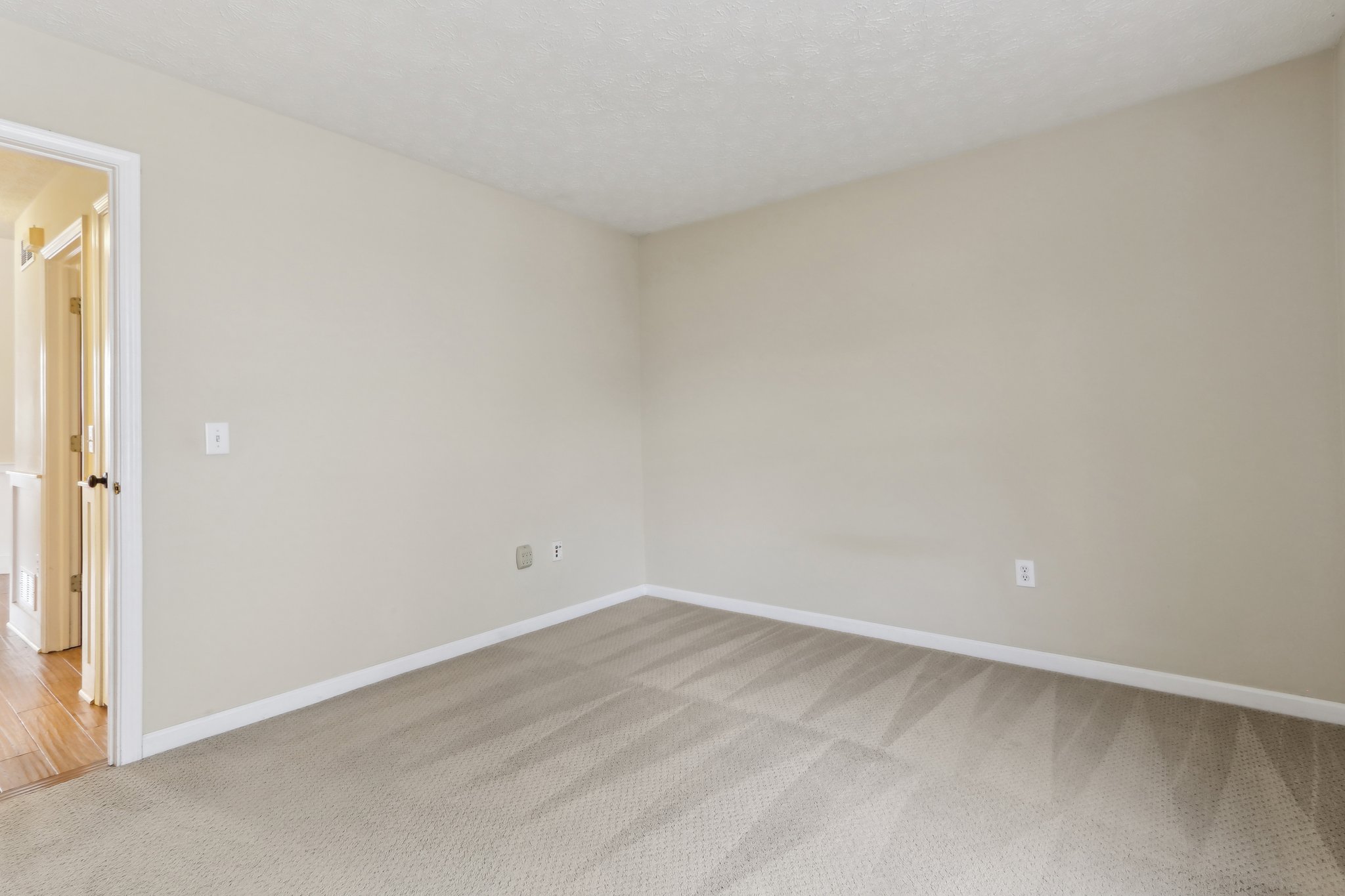 Pawtucket Dr-029.jpg