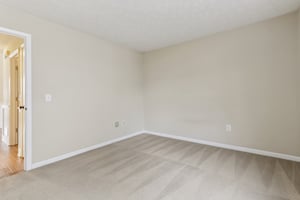 Pawtucket Dr-029.jpg