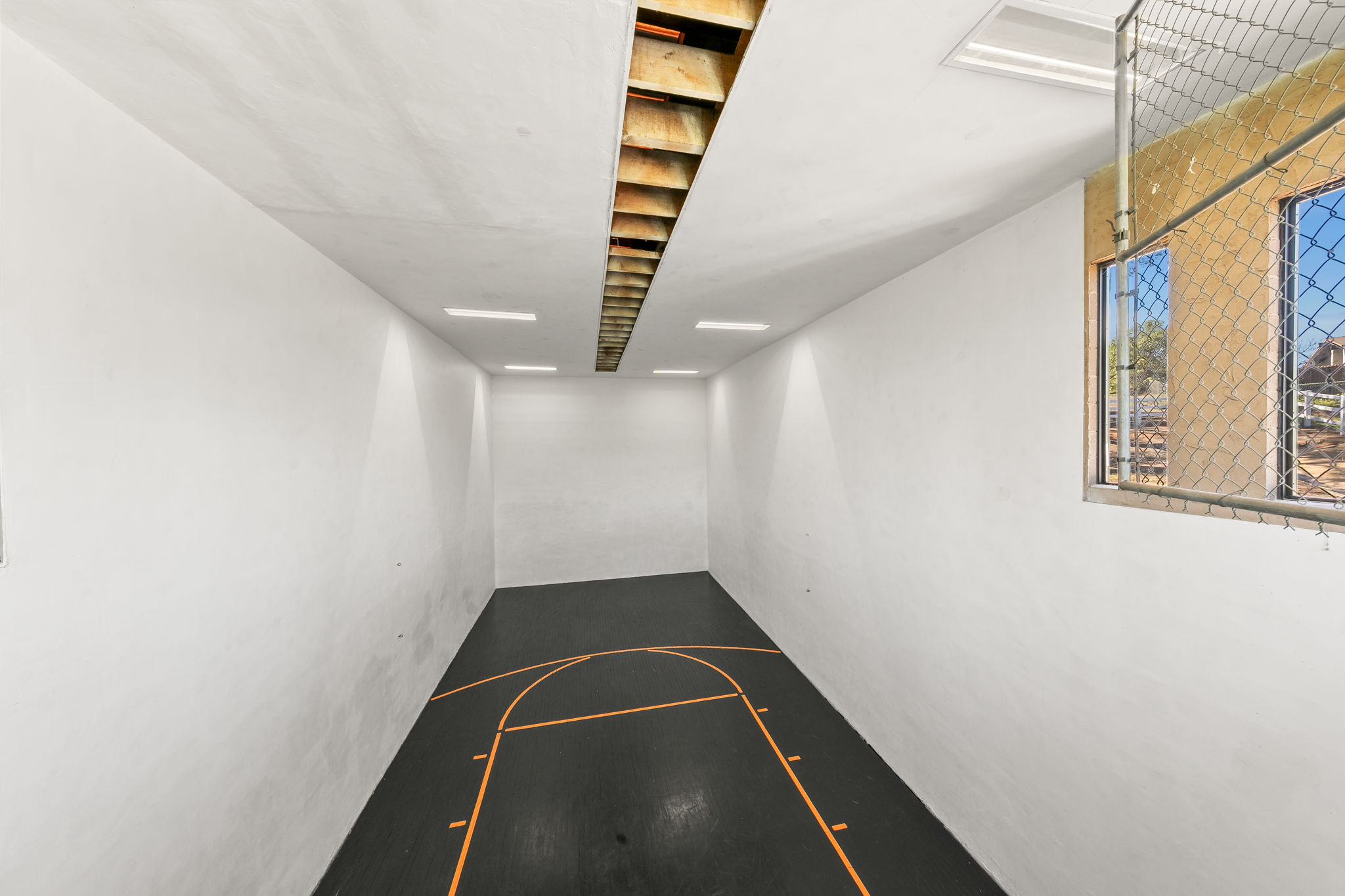 780 Singing Vista Dr-95